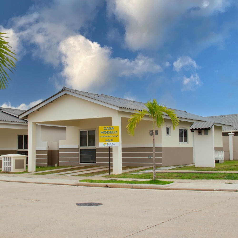 Proyecto inmobiliario moderno Playa Dorada 12