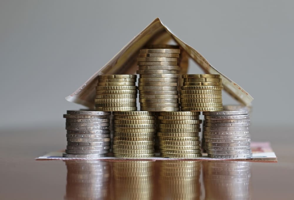 Real Estate in Panama: Is Residency a Requirement for Property Purchase?