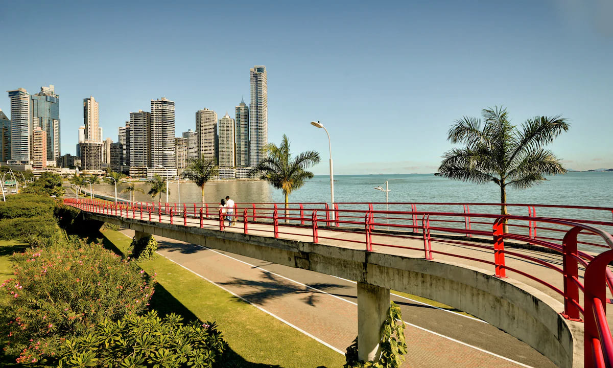 Real estate iReal estate investment in Panama