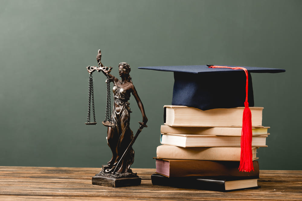 maestria especializada en derecho administrativo