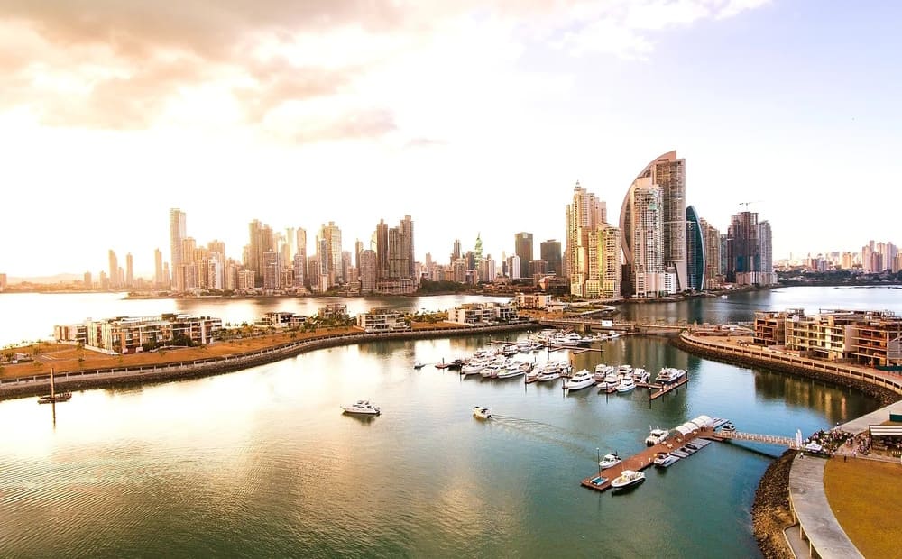 Ocean Reef Islands lujo residencial con helipuerto 7