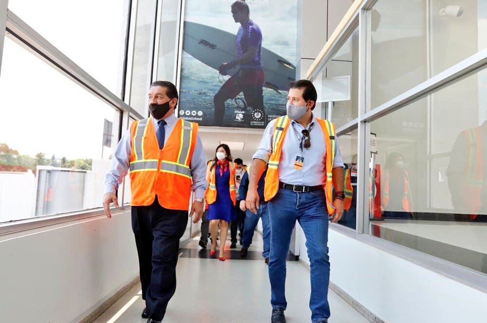 Iván Navarro impulsa a El Salvador como hub estratégico en Centroamérica