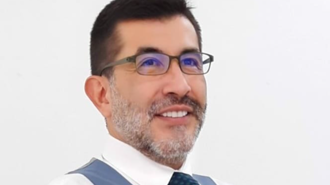 Dr. Gabriel Cubillos