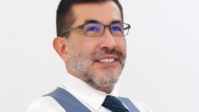 Dr. Gabriel Cubillos