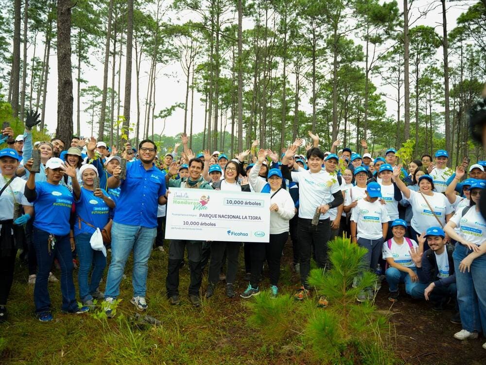 Grupo Ficohsa celebra 17 años de apoyo integral a productores agrícolas
