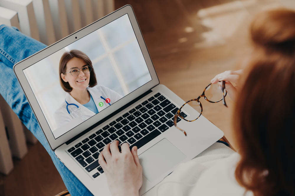 Academia El Pilar y Hospital El Pilar ofrecen cursos online para el cuidado de la salud familiar