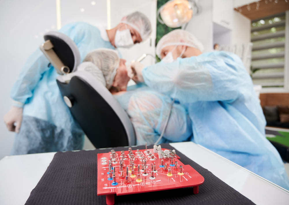 Cuándo acudir a un especialista en periodoncia en Panamá