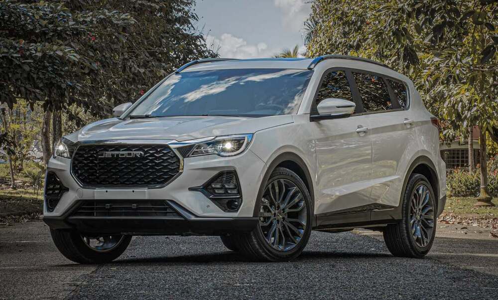 Jetour X70 FL Panamá 2026: motor, tecnología y equipamiento